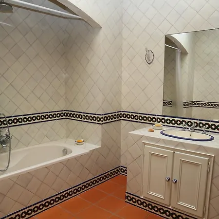 Quinta Das Carpas Bed & Breakfast
